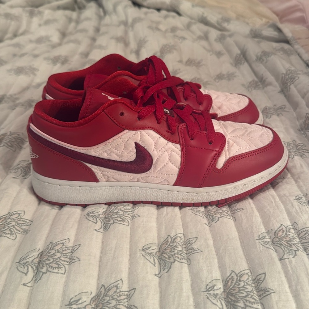 Air Jordan 1 valentines collection❤️💖💖